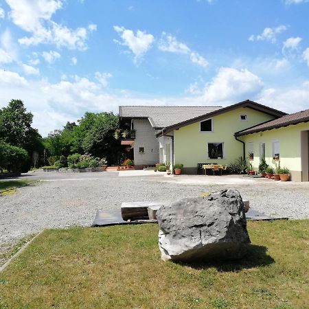 Ferienwohnung Deno Podgrad  Exterior foto