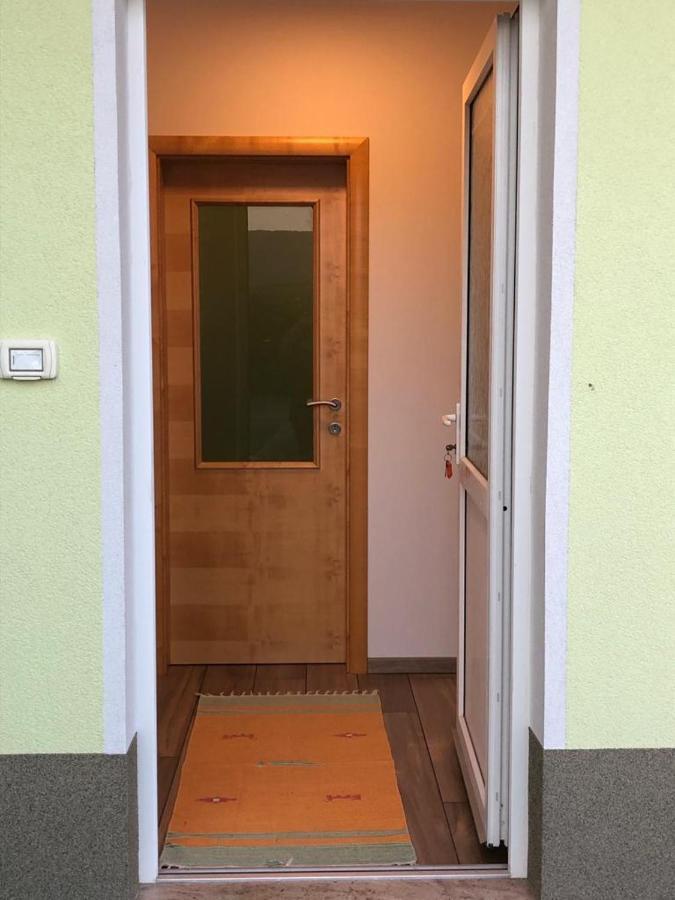 Ferienwohnung Deno Podgrad  Exterior foto