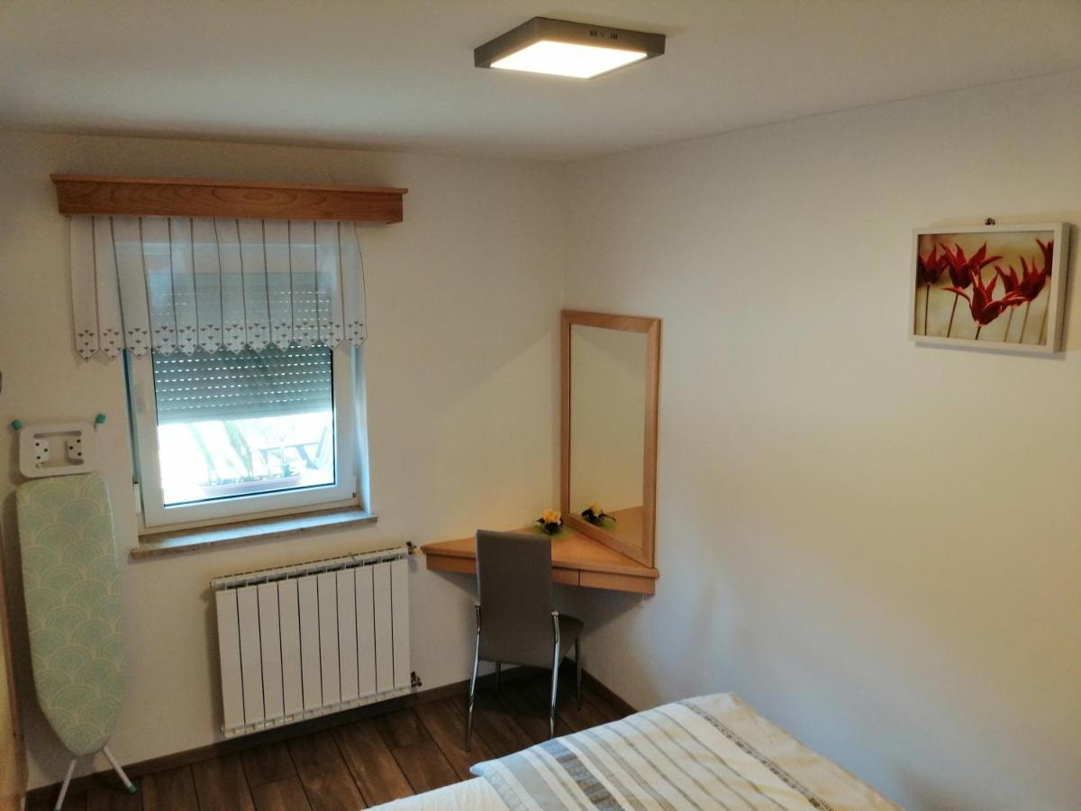 Ferienwohnung Deno Podgrad  Exterior foto