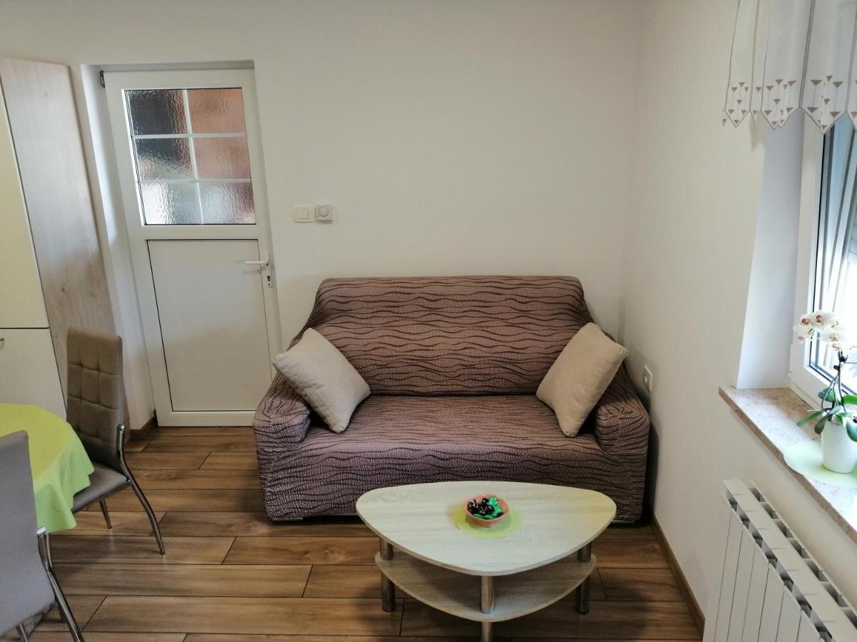 Ferienwohnung Deno Podgrad  Exterior foto