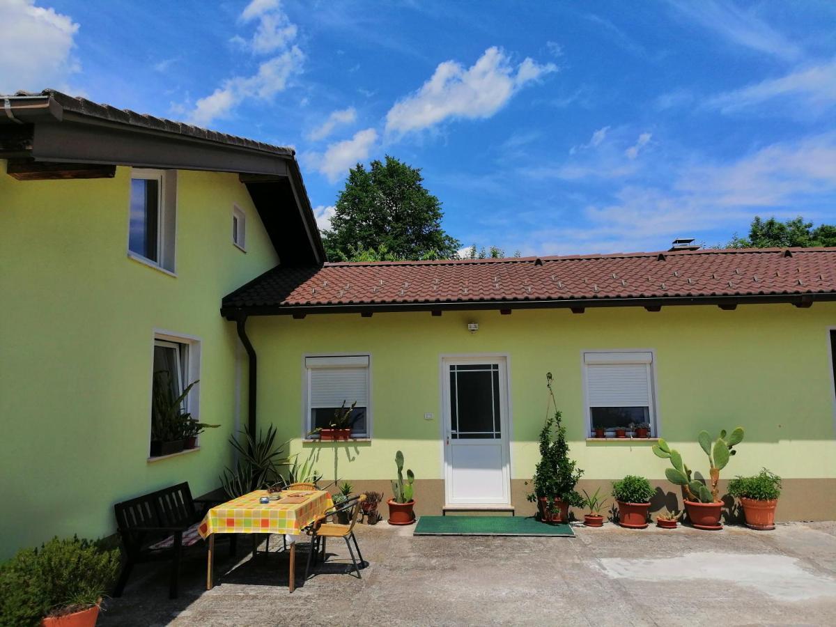 Ferienwohnung Deno Podgrad  Exterior foto